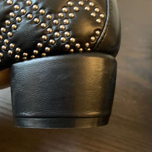 Salvatore Ferragamo VARA  Studded QS Low heel Pump shoes - Picture 10 of 11